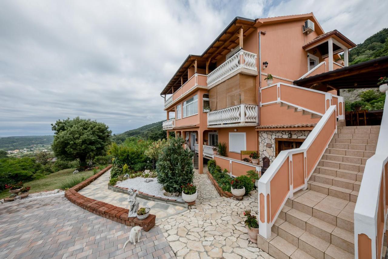Apartments Scerbe 3103 Mundanije Dış mekan fotoğraf