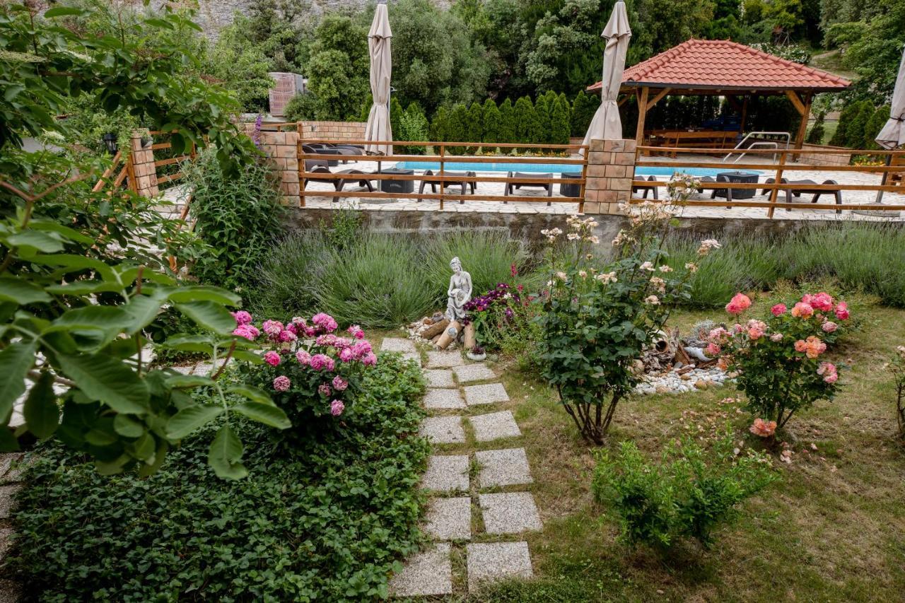 Apartments Scerbe 3103 Mundanije Dış mekan fotoğraf